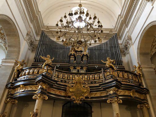 Sankt Petrus och Paulus kyrka